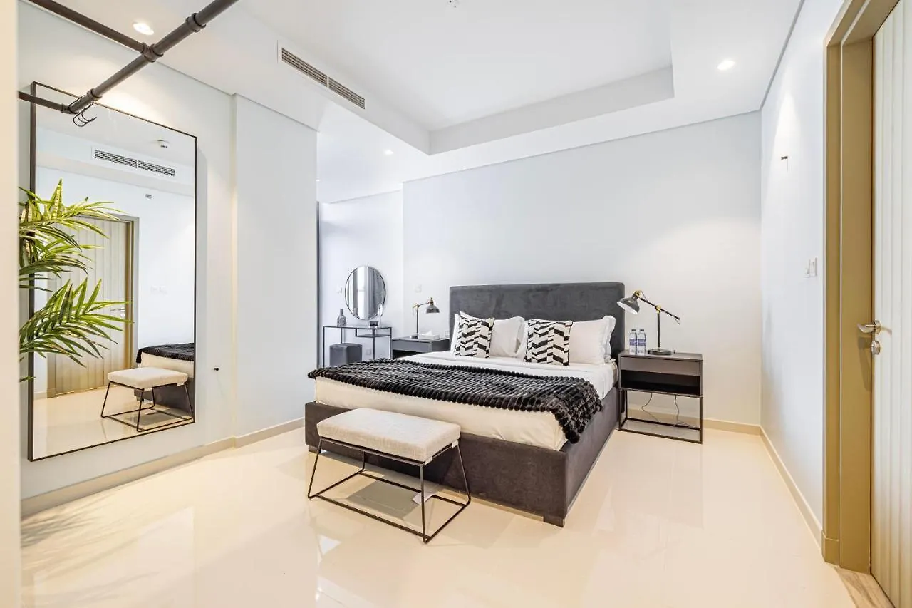 Daniels Burj Khalifa View 2Br In Paramount Midtown 두바이 아파트